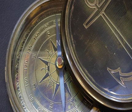 Magnetic Compass Bronze Gift Boat Marine Anchor Navigation Sailor Seafarer Compass For Pocket 8 CM